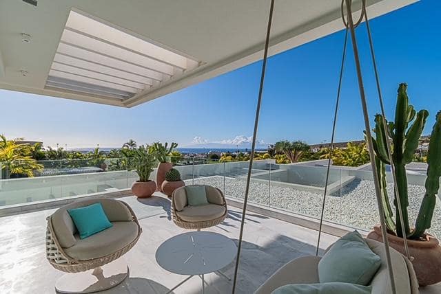 4 sypialnia Willa na sprzedaż w Costa Adeje z basenem garażem - 5 990 000 € (Ref: 7899764)