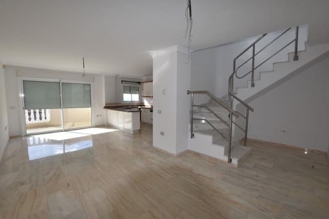 Piso de 2 habitaciones en Los Gigantes, Santiago del Teide en venta con garaje - 550.883 € (Ref: 7951009)