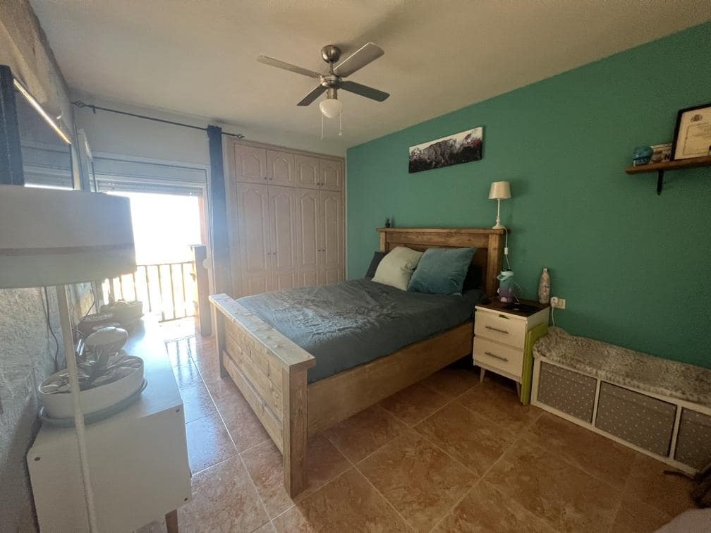 4 soverom Villa til salgs i Costa Adeje med svømmebasseng garasje - € 895 000 (Ref: 8002944)