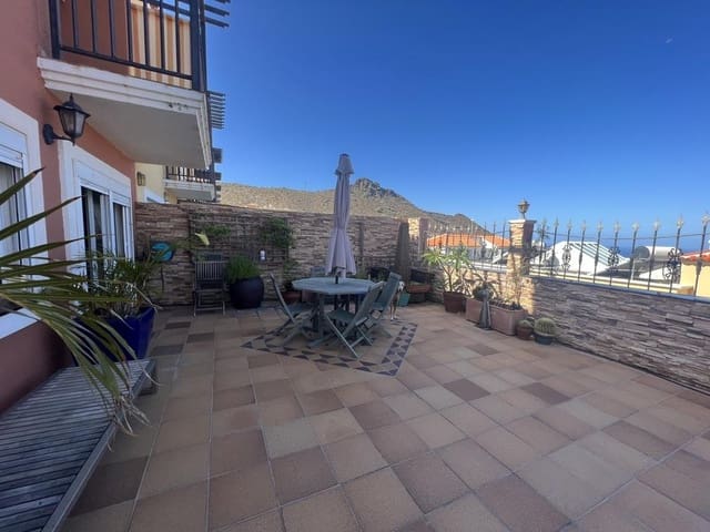 4 soveværelse Villa til salg i Torviscas Centro y Alto, Adeje med swimmingpool garage - € 895.000 (Ref: 8002944)