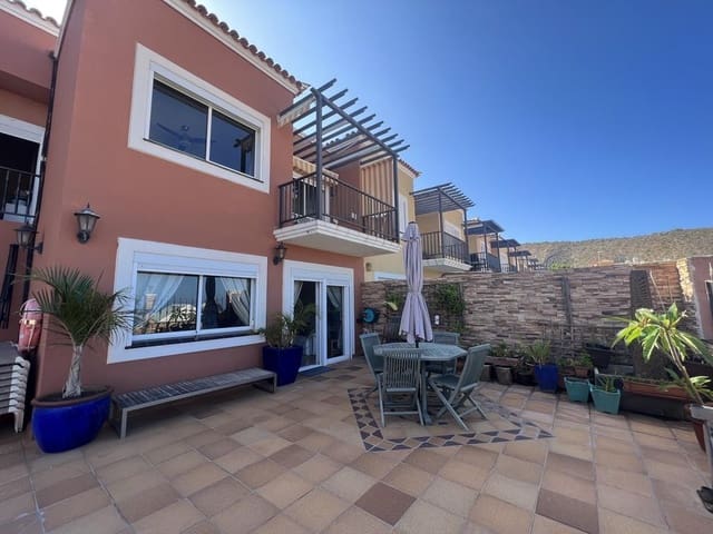 4 soveværelse Villa til salg i Torviscas Centro y Alto, Adeje med swimmingpool garage - € 895.000 (Ref: 8002944)