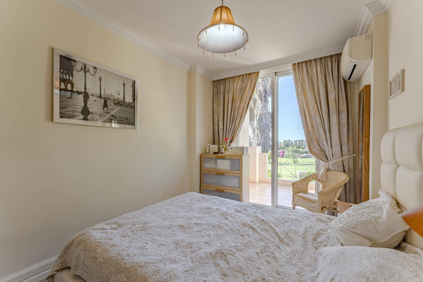 5 soverom Villa til salgs i La Caleta Adeje med svømmebasseng garasje - € 4 990 000 (Ref: 8005461)