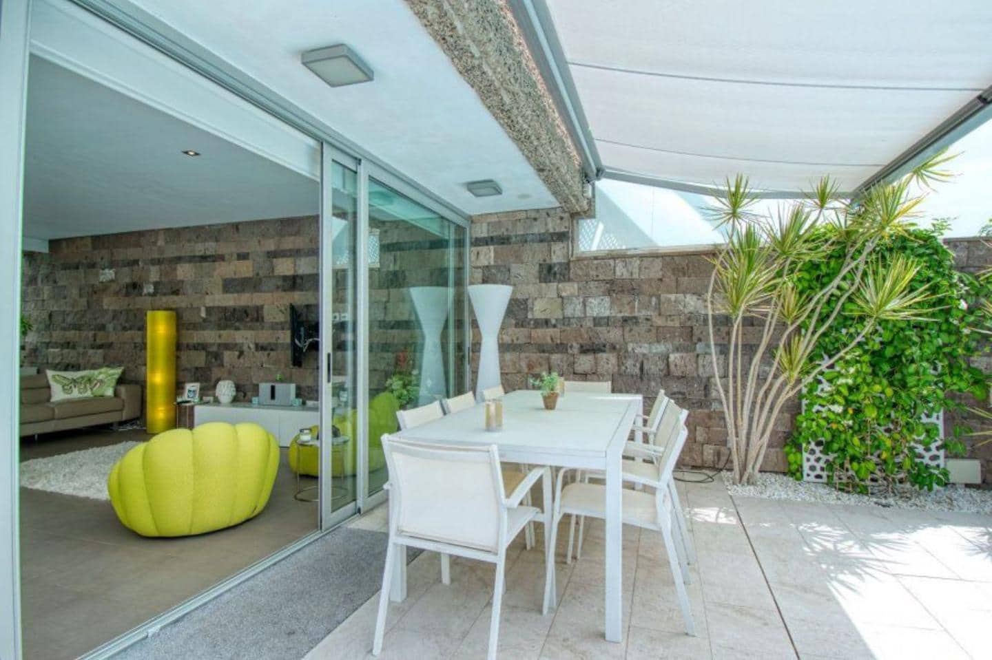 5 soveværelse Villa til salg i Costa Adeje med swimmingpool garage - € 3.200.000 (Ref: 8012766)