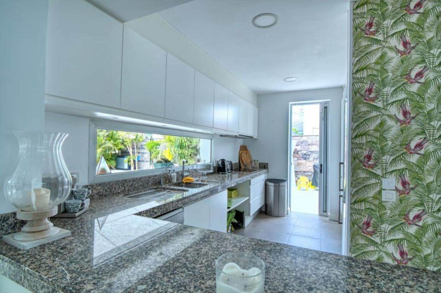 5 soveværelse Villa til salg i Costa Adeje med swimmingpool garage - € 3.200.000 (Ref: 8012766)