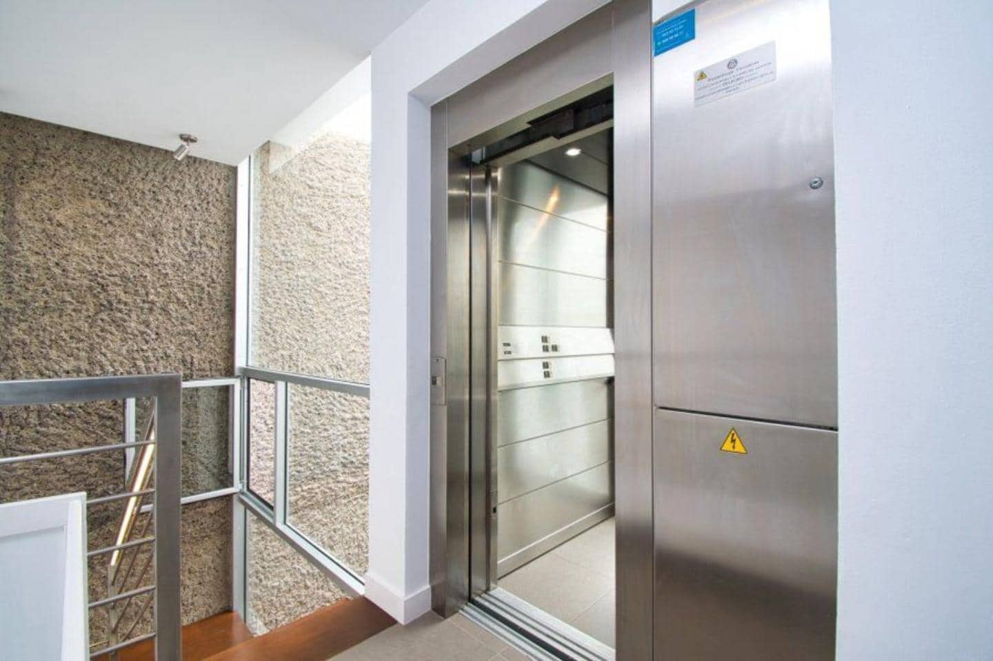 5 soveværelse Villa til salg i Costa Adeje med swimmingpool garage - € 3.200.000 (Ref: 8012766)