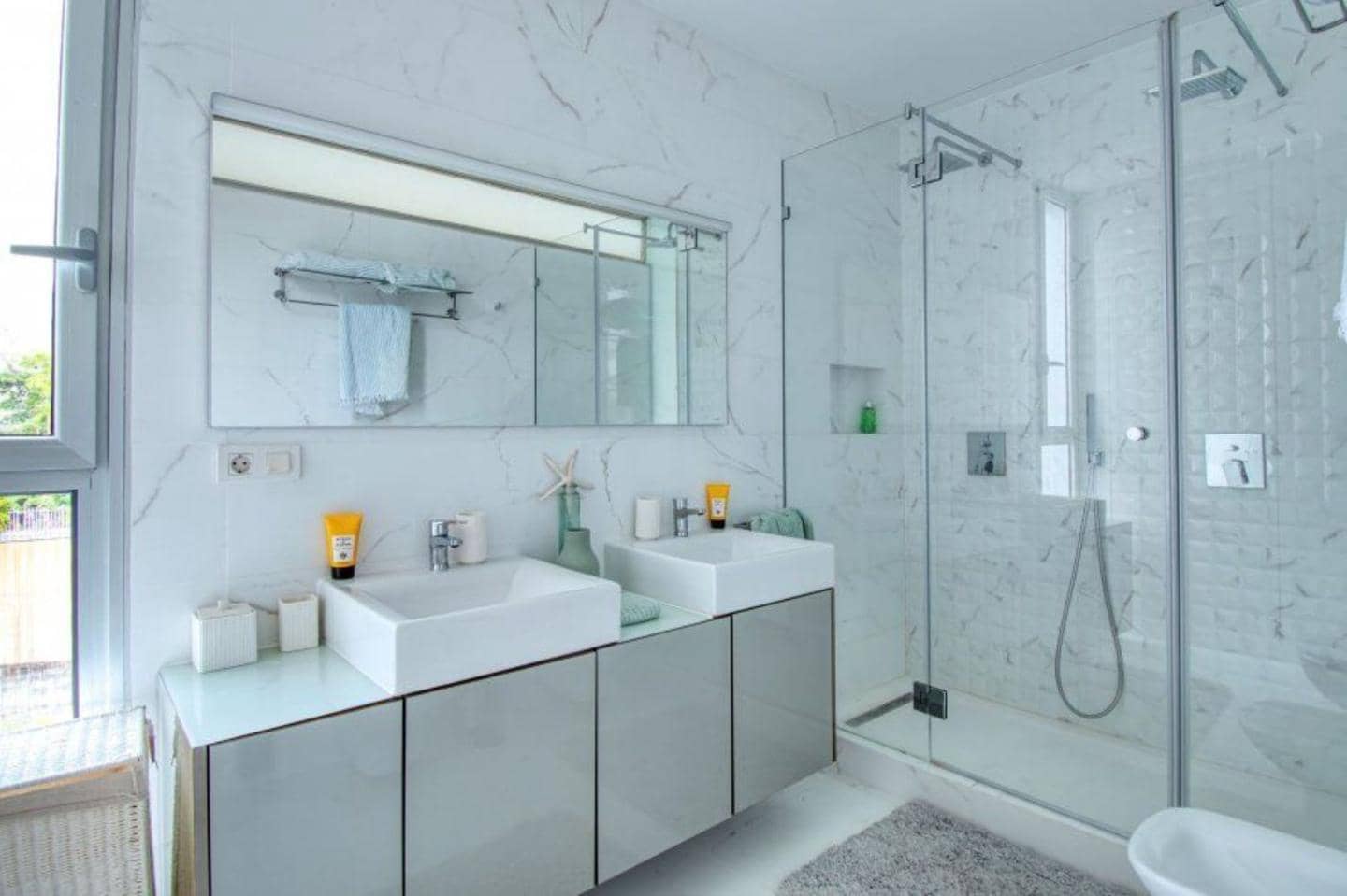 5 soveværelse Villa til salg i Costa Adeje med swimmingpool garage - € 3.200.000 (Ref: 8012766)