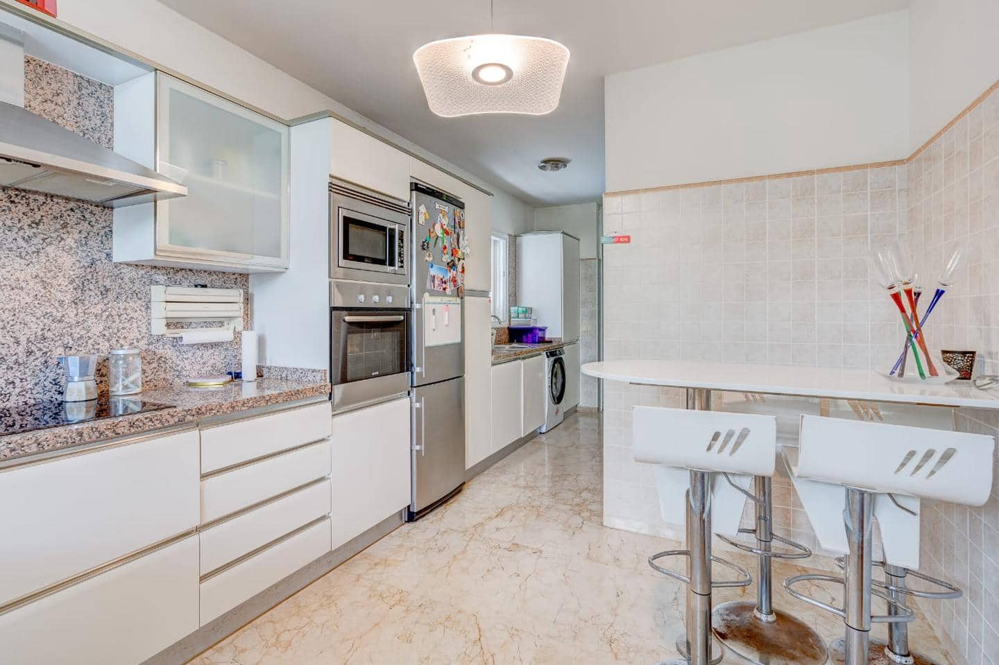 4 quarto Moradia para venda em Costa Adeje com piscina garagem - 1 180 000 € (Ref: 8019180)