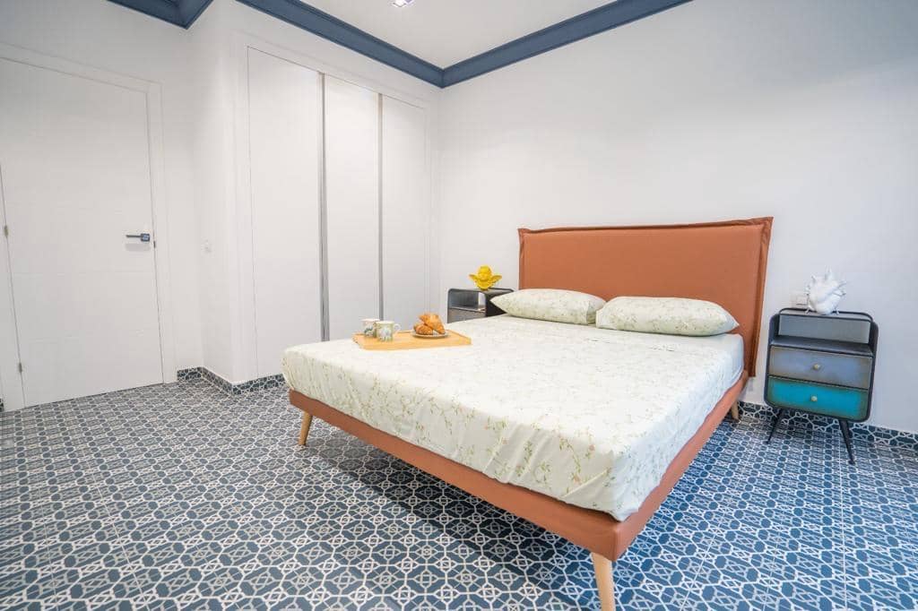 5 soverom Villa til salgs i Playa Paraiso med svømmebasseng garasje - € 1 555 000 (Ref: 8050352)