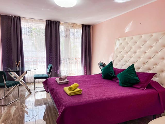 Wohnung zu verkaufen in Playa de las Américas, Adeje mit Pool Garage - 240.000 € (Ref: 8113739)