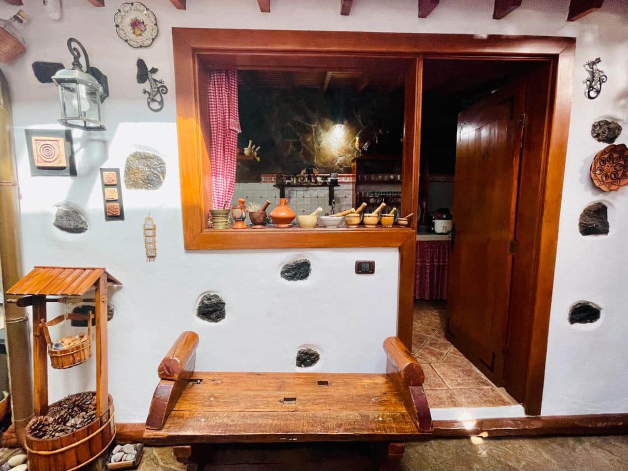 6 soveværelse Finca/Landehus til salg i Santiago del Teide med garage - € 495.000 (Ref: 8167404)