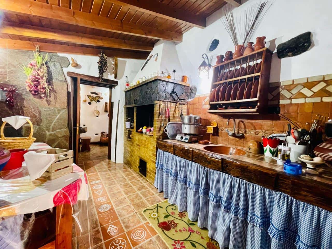 6 soveværelse Finca/Landehus til salg i Santiago del Teide med garage - € 495.000 (Ref: 8167404)