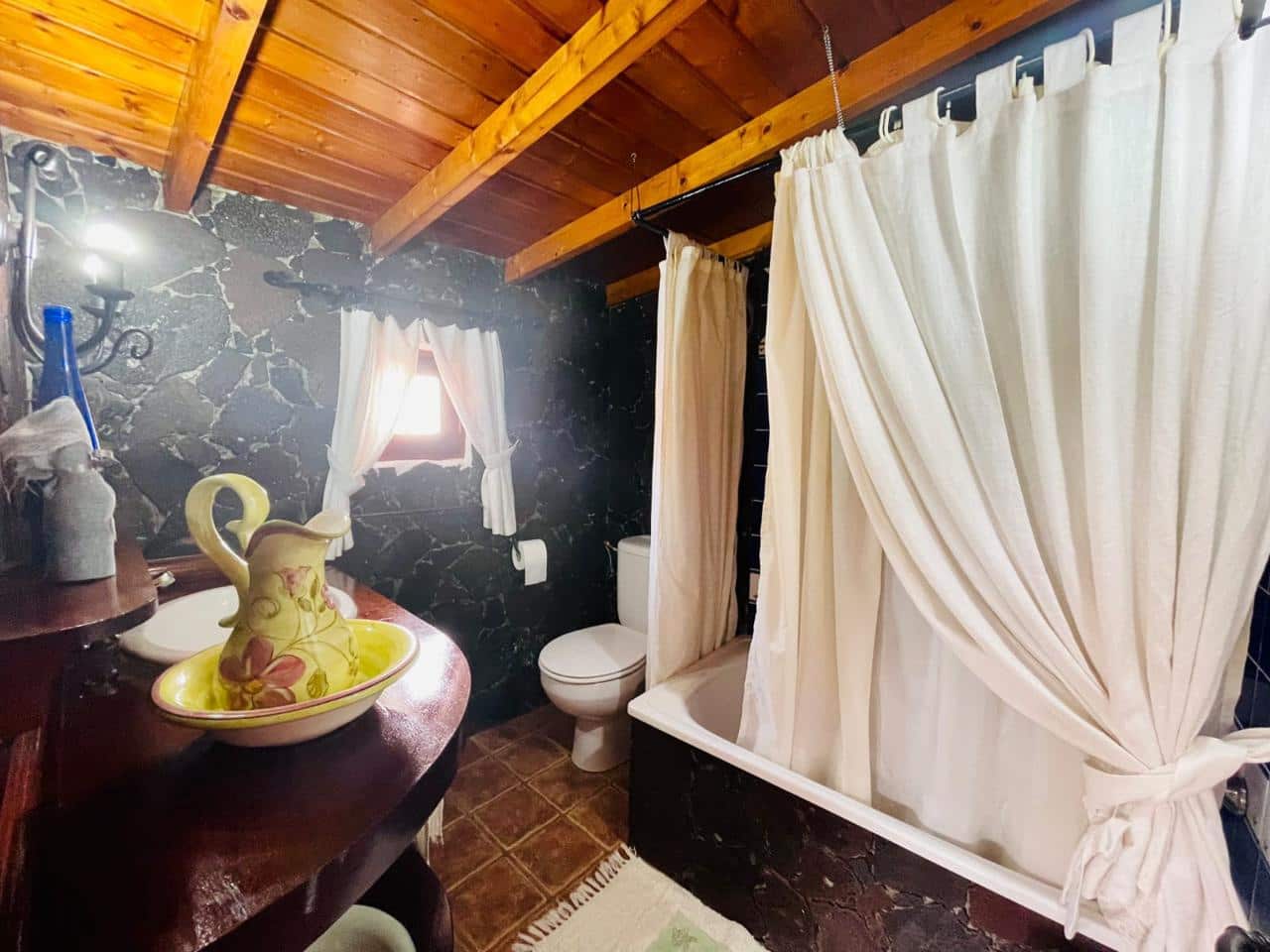 6 soveværelse Finca/Landehus til salg i Santiago del Teide med garage - € 495.000 (Ref: 8167404)