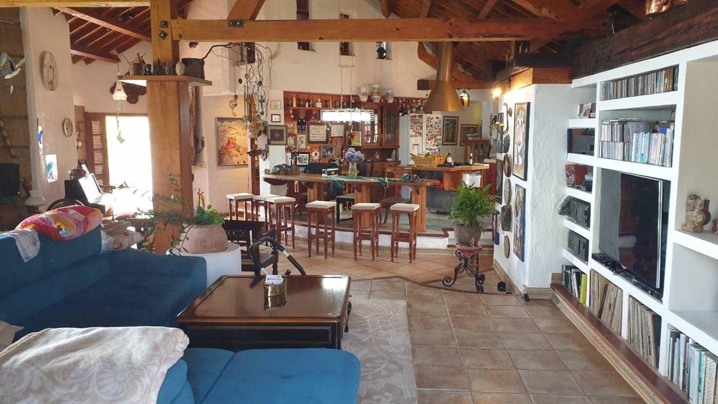 2 soveværelse Finca/Landehus til salg i Arona med swimmingpool garage - € 2.000.000 (Ref: 8309521)