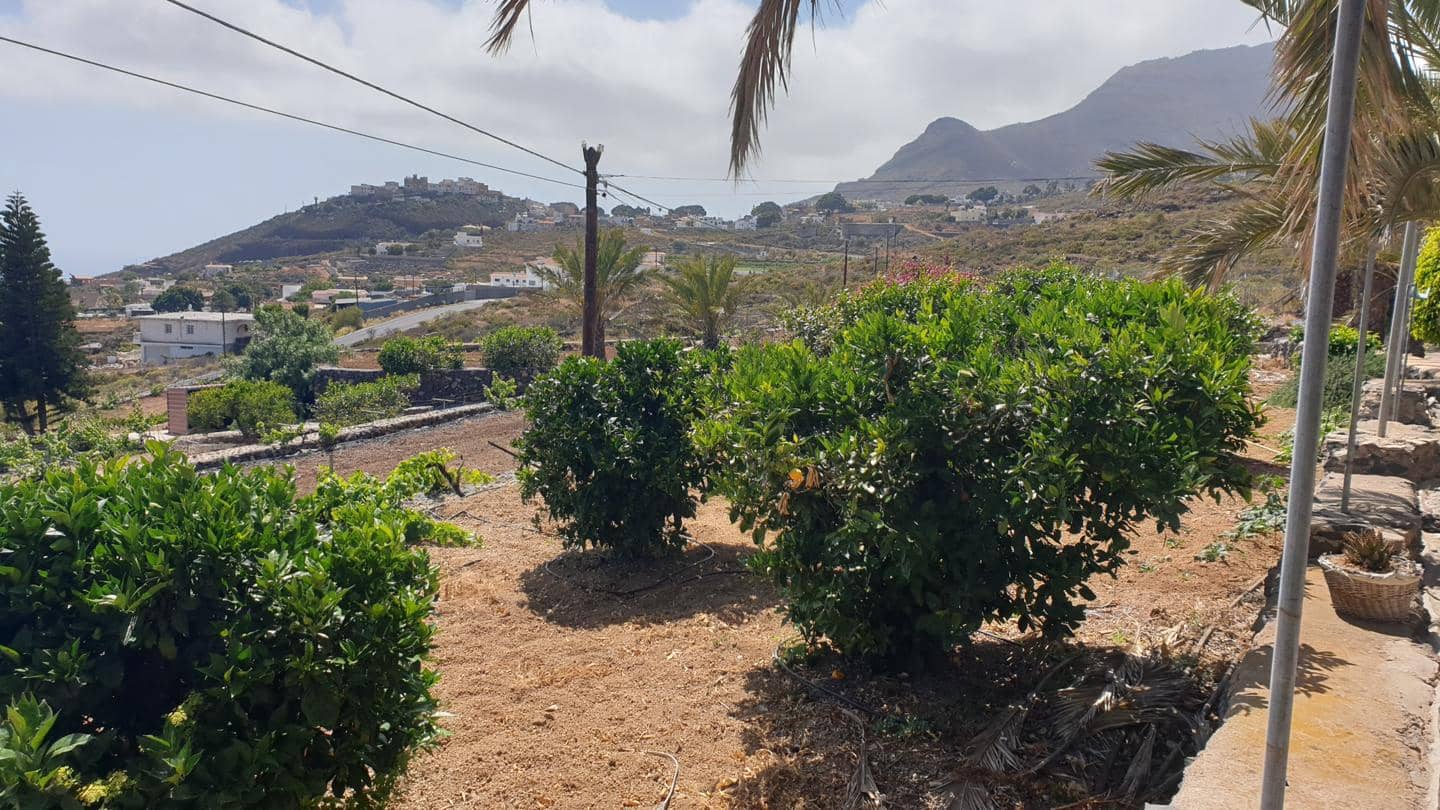 2 soveværelse Finca/Landehus til salg i Arona med swimmingpool garage - € 2.000.000 (Ref: 8309521)