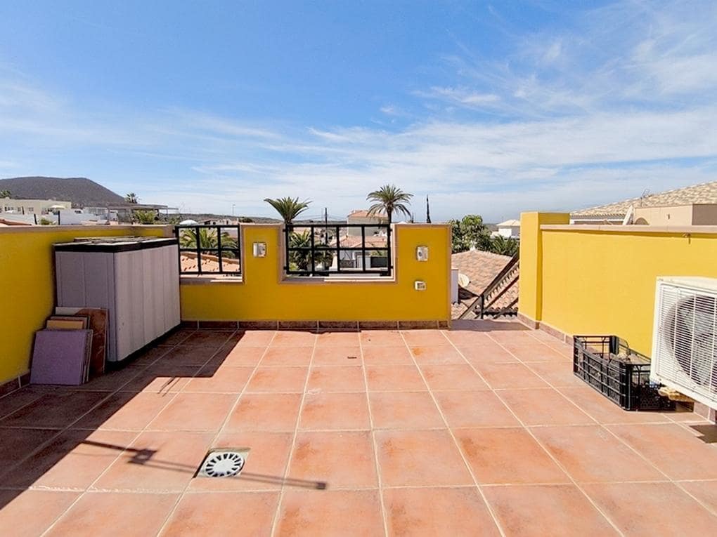 2 soveværelse Bungalow til salg i Palm-Mar med swimmingpool garage - € 440.000 (Ref: 8315141)