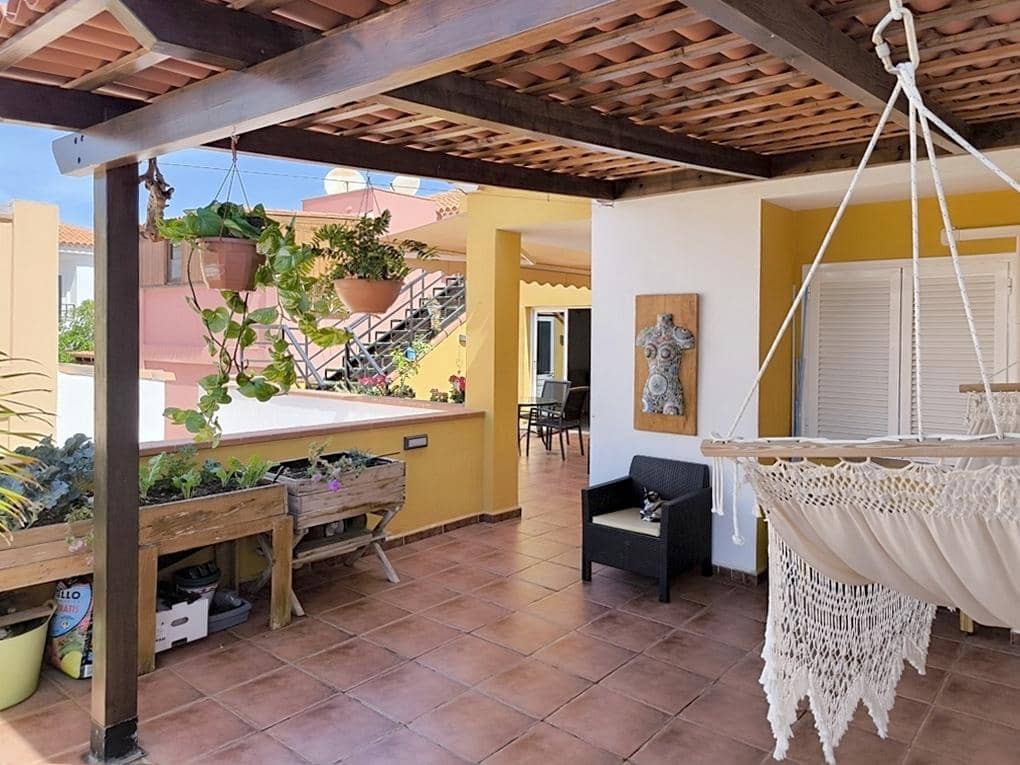 2 soveværelse Bungalow til salg i Palm-Mar med swimmingpool garage - € 440.000 (Ref: 8315141)