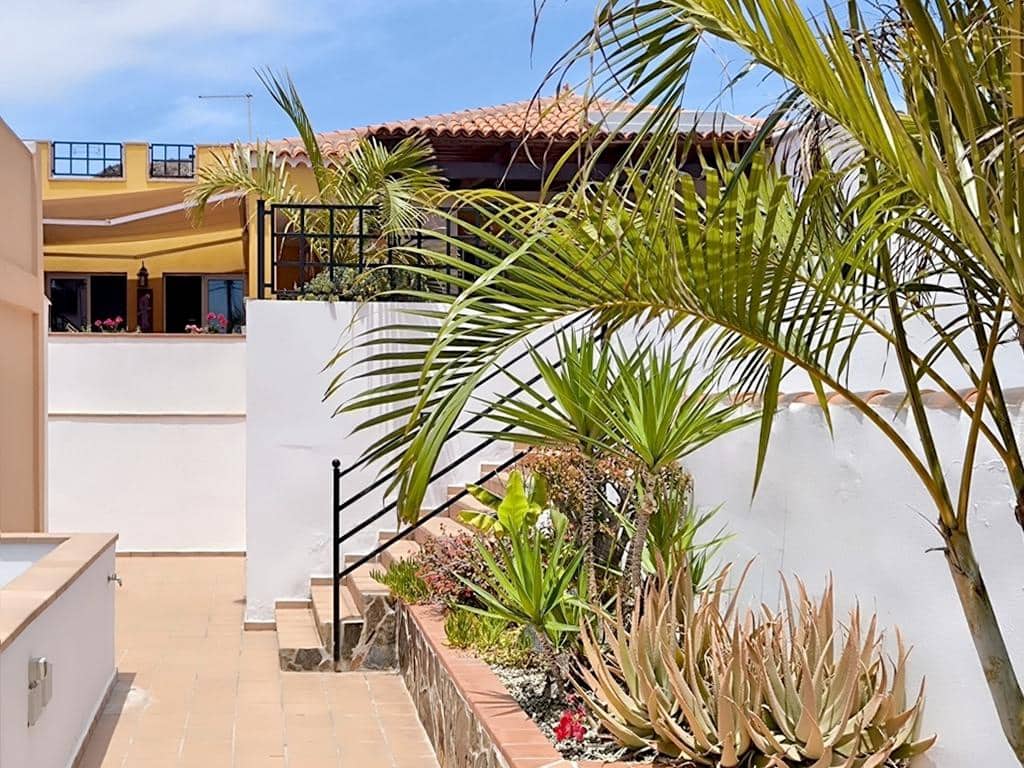 2 soveværelse Bungalow til salg i Palm-Mar med swimmingpool garage - € 440.000 (Ref: 8315141)