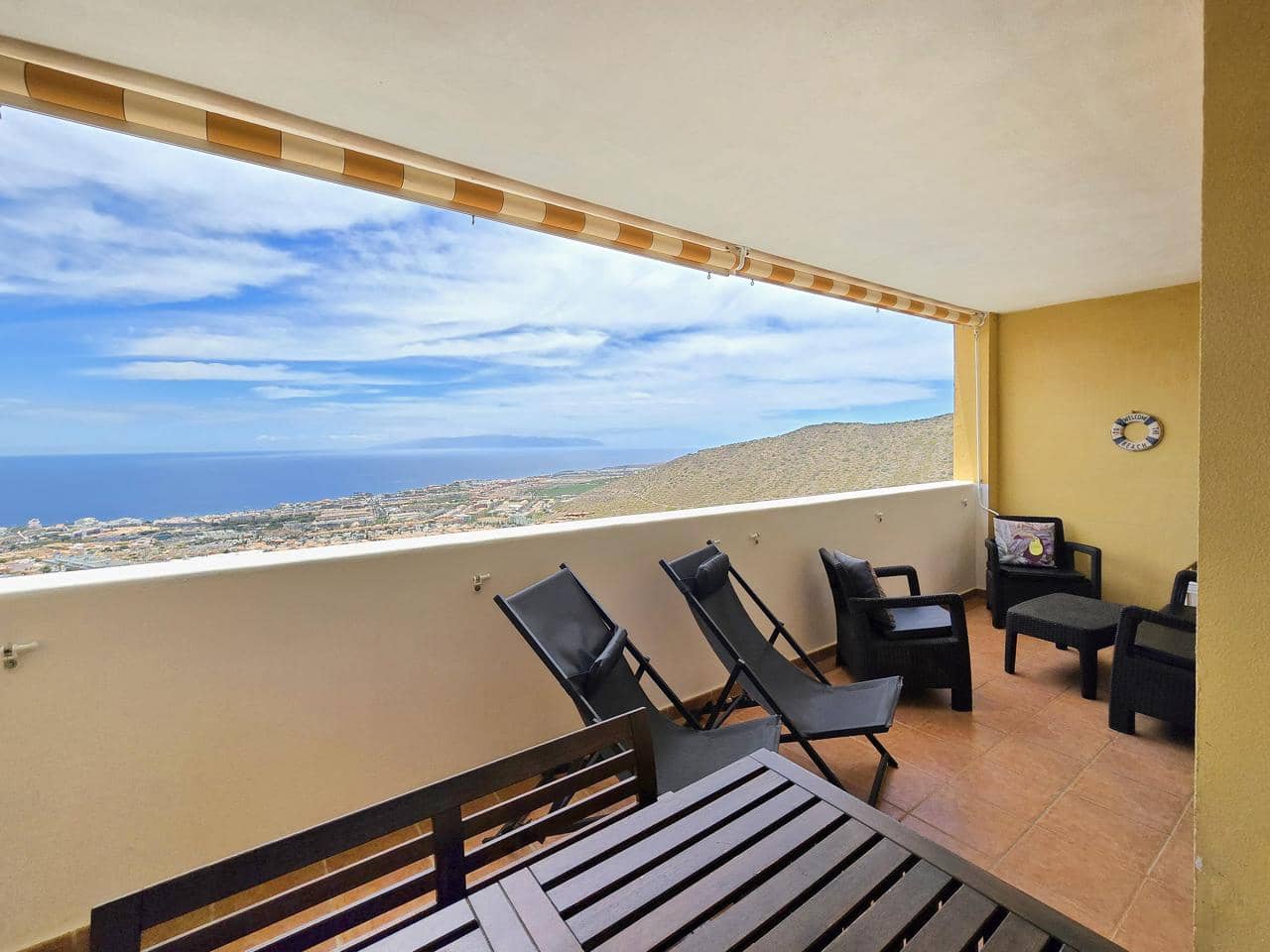 2 soverom Leilighet til salgs i Costa Adeje med garasje - € 340 000 (Ref: 8397737)