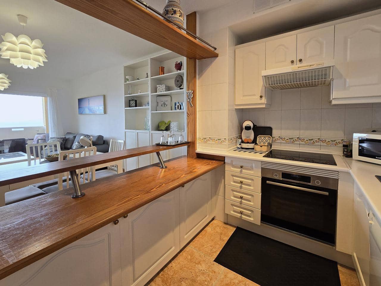 2 soverom Leilighet til salgs i Costa Adeje med garasje - € 340 000 (Ref: 8397737)