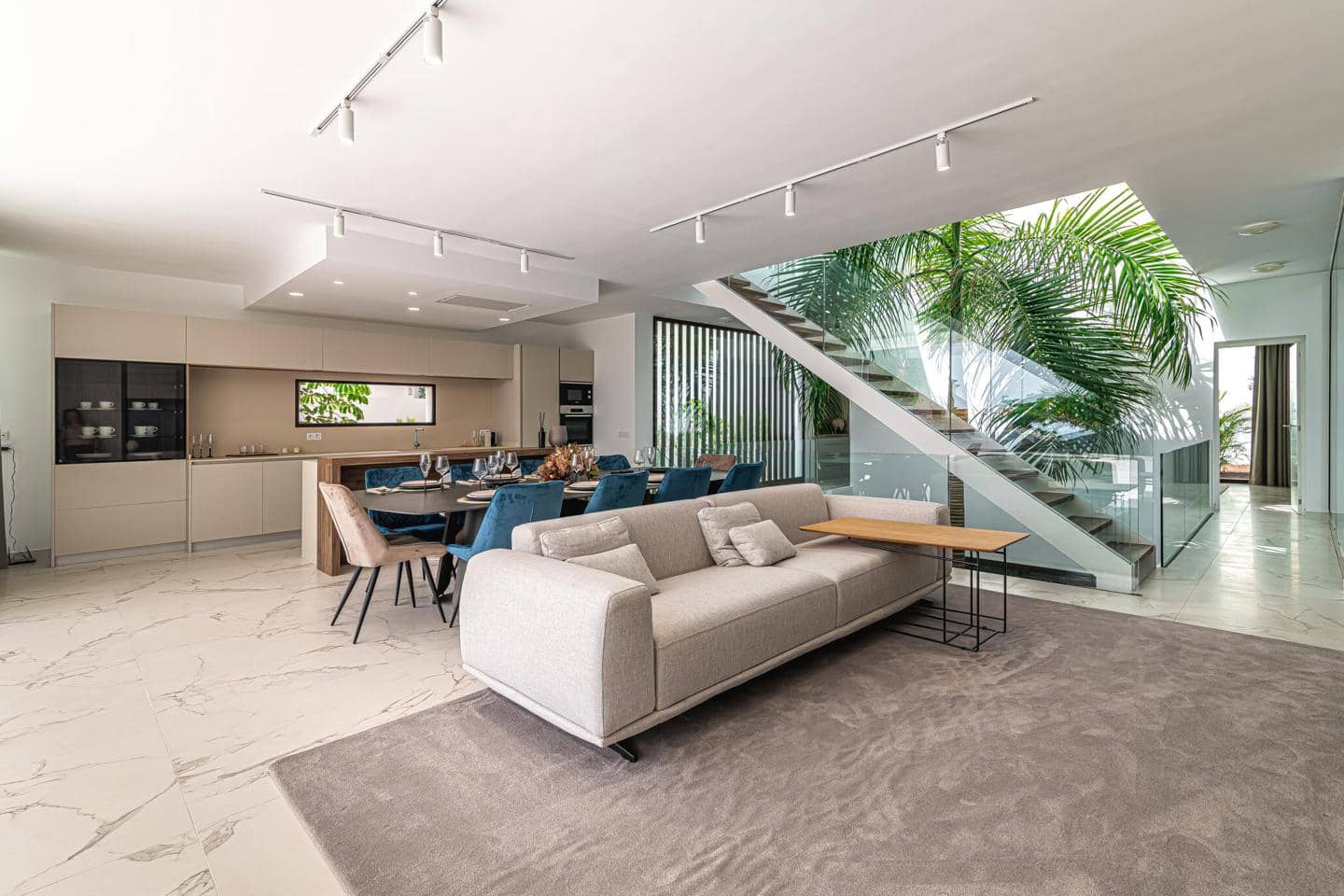 5 sypialnia Willa na sprzedaż w Costa Adeje z basenem garażem - 2 390 000 € (Ref: 8543340)