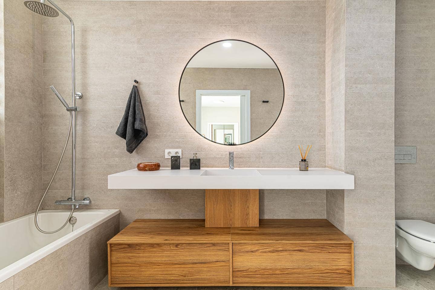 5 sypialnia Willa na sprzedaż w Costa Adeje z basenem garażem - 2 390 000 € (Ref: 8543340)