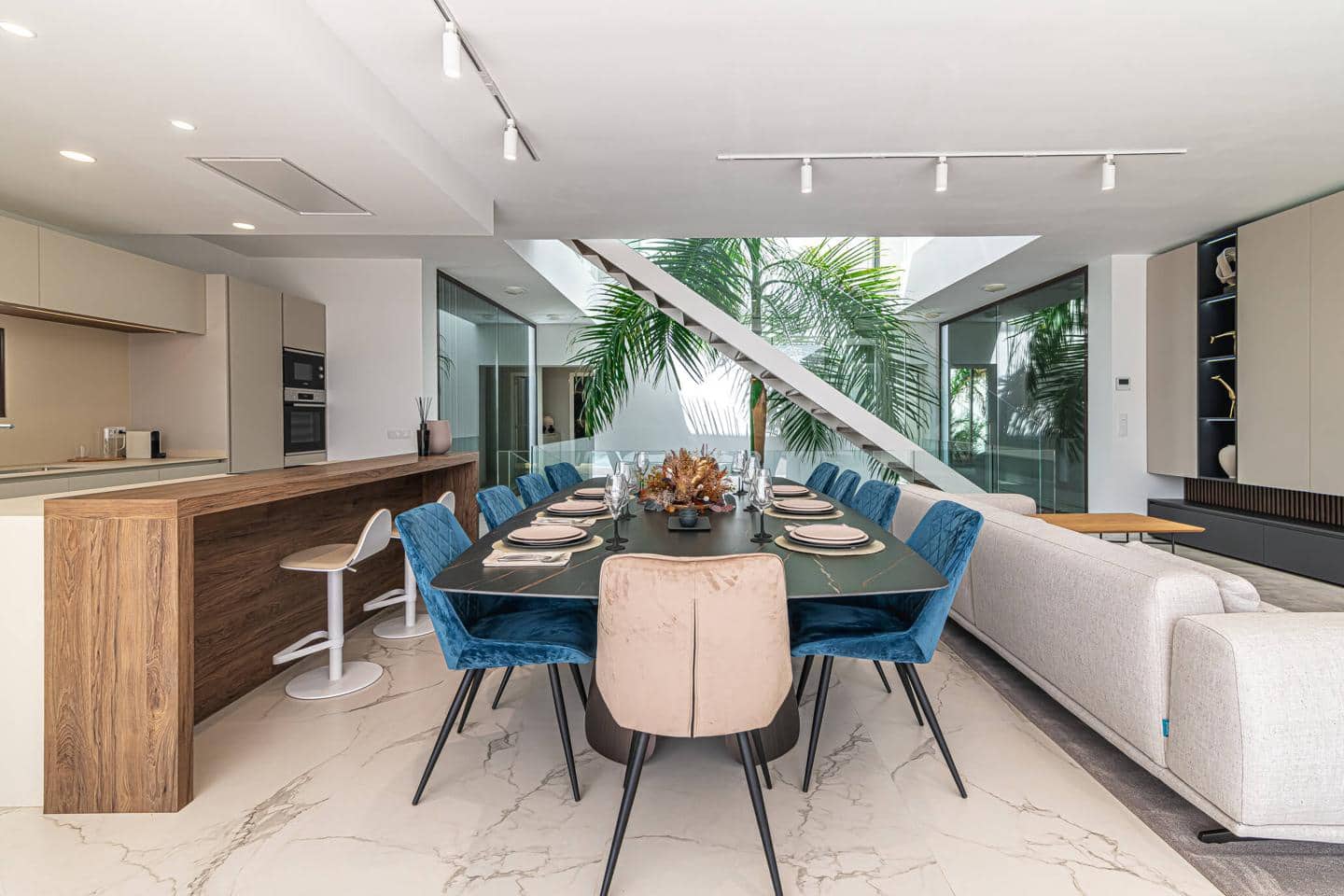 5 sypialnia Willa na sprzedaż w Costa Adeje z basenem garażem - 2 390 000 € (Ref: 8543340)