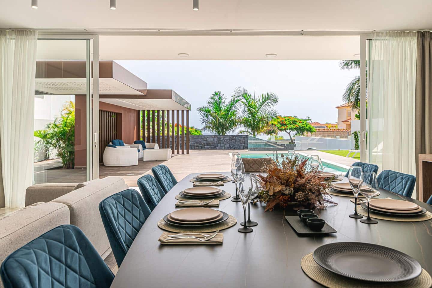 5 sypialnia Willa na sprzedaż w Costa Adeje z basenem garażem - 2 390 000 € (Ref: 8543340)