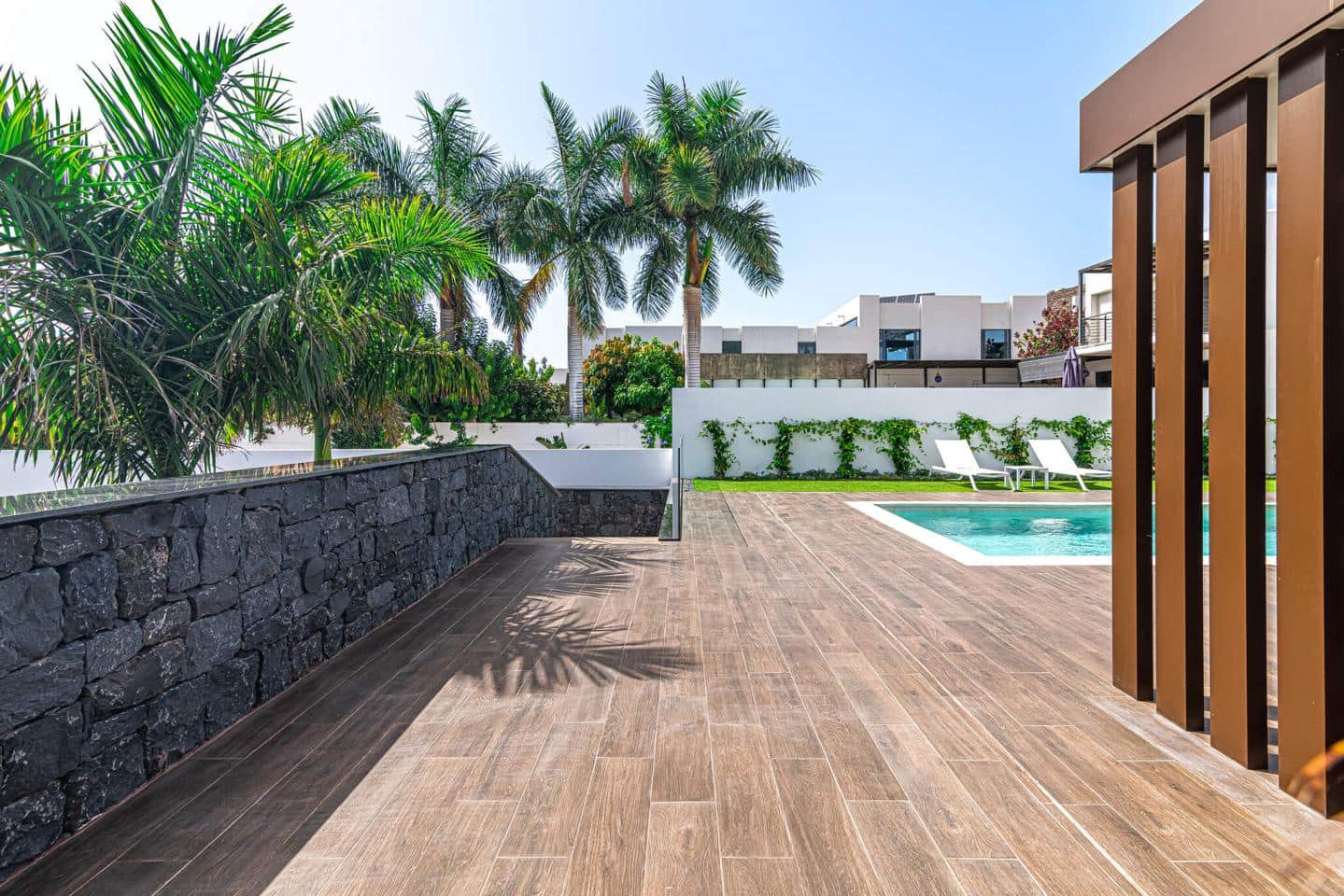 5 sypialnia Willa na sprzedaż w Costa Adeje z basenem garażem - 2 390 000 € (Ref: 8543340)