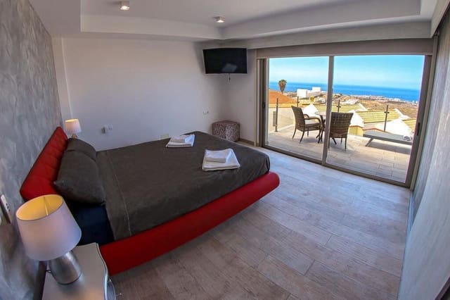 3 Zimmer Villa zu verkaufen in Chayofa, Arona mit Pool - 990.000 € (Ref: 8555794)