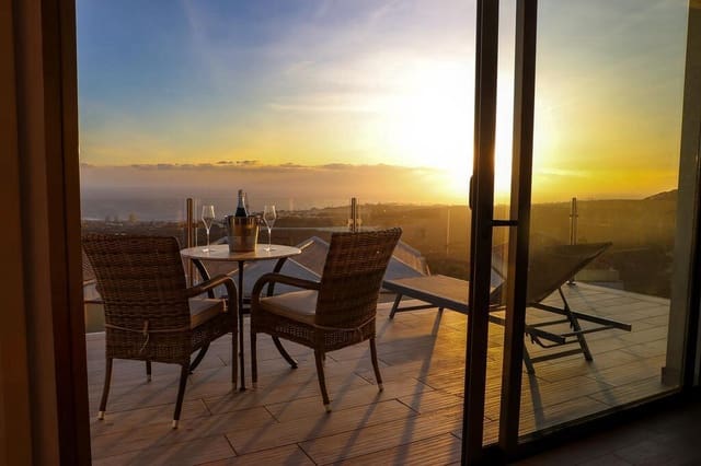 3 Zimmer Villa zu verkaufen in Chayofa, Arona mit Pool - 990.000 € (Ref: 8555794)