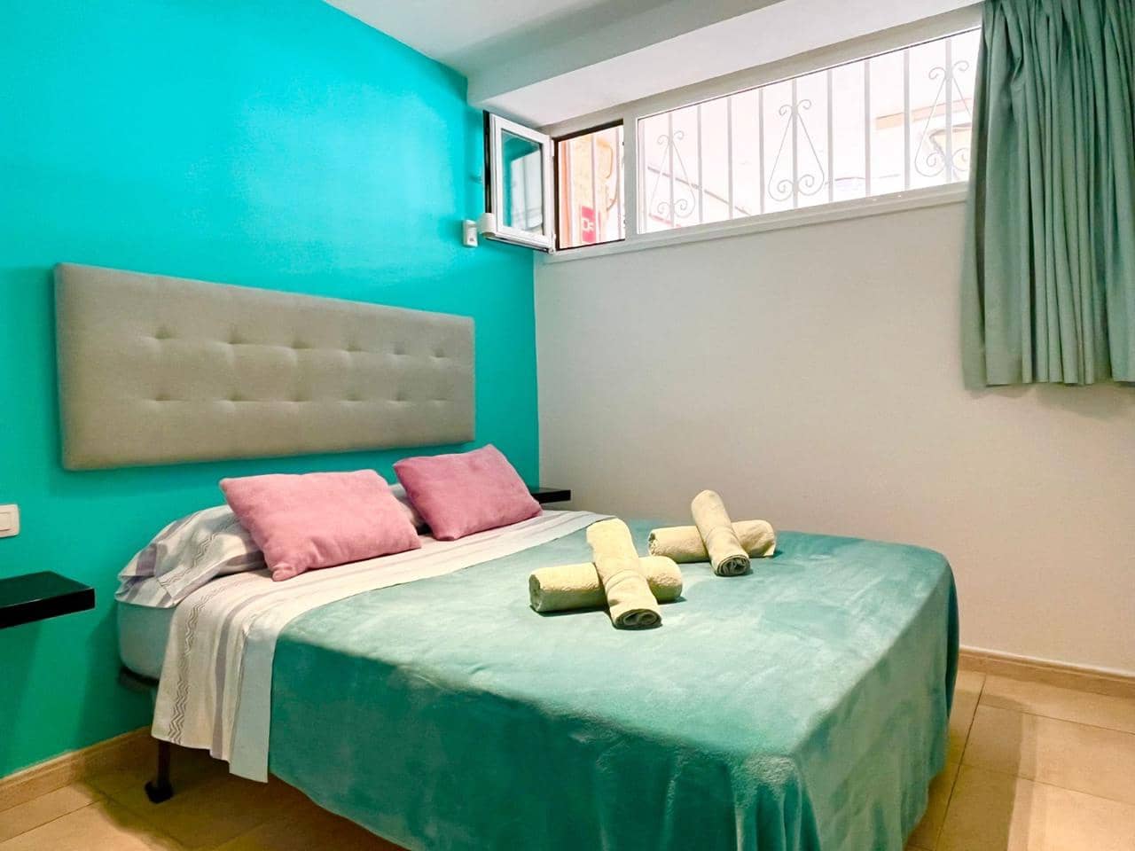 1 soveværelse Lejlighed til salg i Playa de las Americas med swimmingpool - € 262.500 (Ref: 8594302)