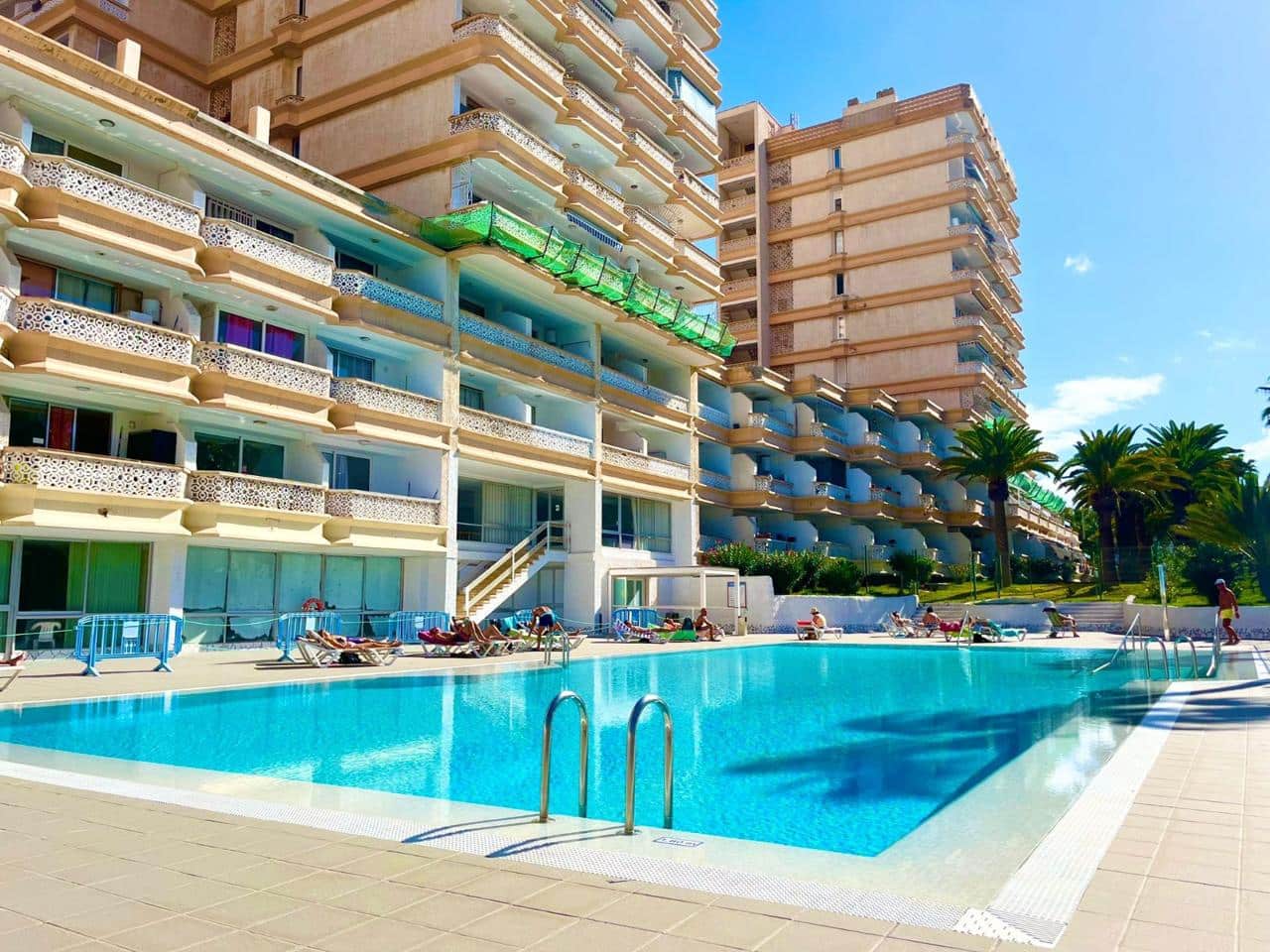 1 soveværelse Lejlighed til salg i Playa de las Americas med swimmingpool - € 262.500 (Ref: 8594302)