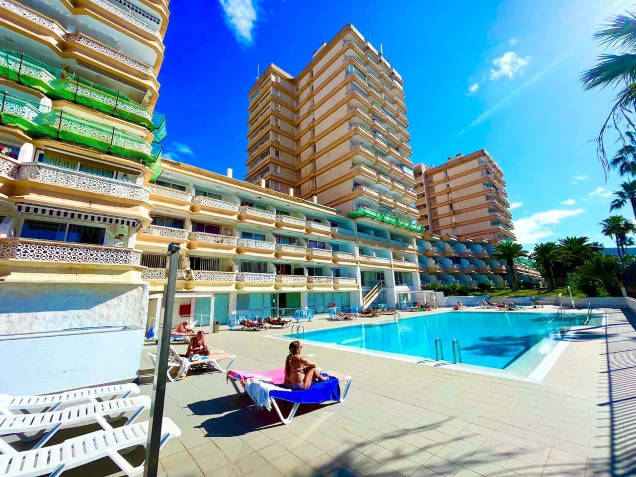 1 soveværelse Lejlighed til salg i Playa de las Americas med swimmingpool - € 262.500 (Ref: 8594302)