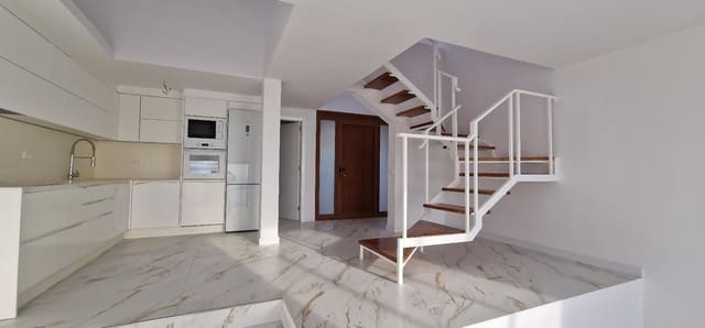 2 sypialnia Mieszkanie na sprzedaż w Los Gigantes, Santiago del Teide z basenem - 575 000 € (Ref: 8607875)