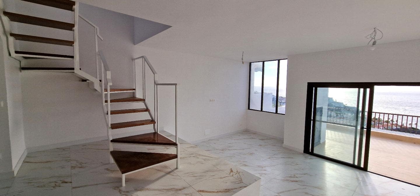 2 soverom Leilighet til salgs i Los Gigantes med svømmebasseng - € 575 000 (Ref: 8607875)