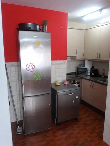 2 soveværelse Lejlighed til salg i Los Cristianos, Arona - € 275.000 (Ref: 8607876)