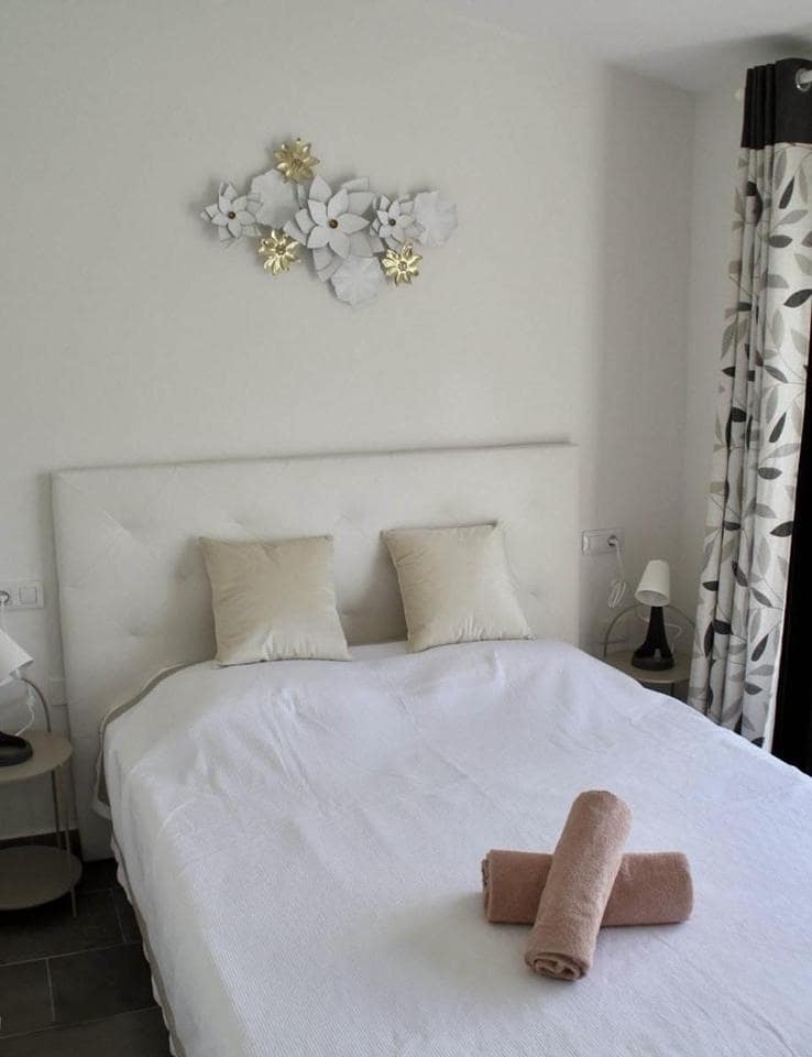 2 soveværelse Lejlighed til salg i Costa del Silencio med swimmingpool garage - € 325.000 (Ref: 8649864)