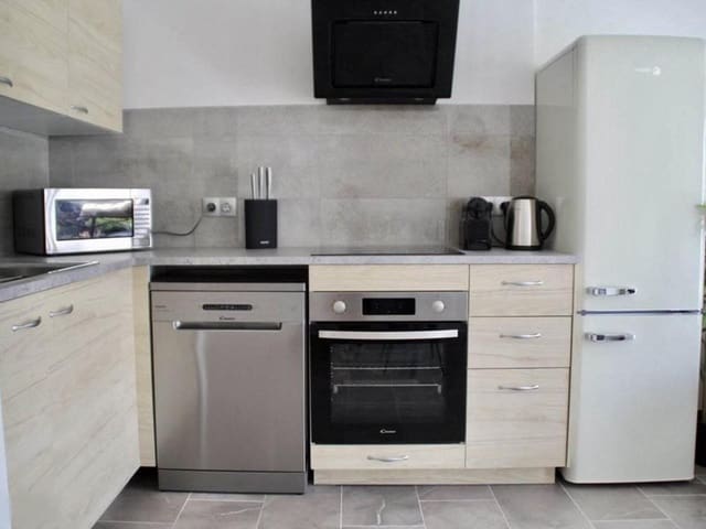 2 soveværelse Lejlighed til salg i Costa del Silencio, Arona med swimmingpool garage - € 325.000 (Ref: 8649864)