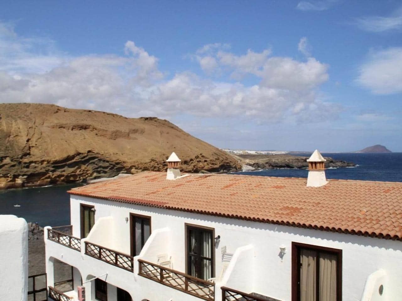 2 soveværelse Lejlighed til salg i Costa del Silencio med swimmingpool garage - € 325.000 (Ref: 8649864)