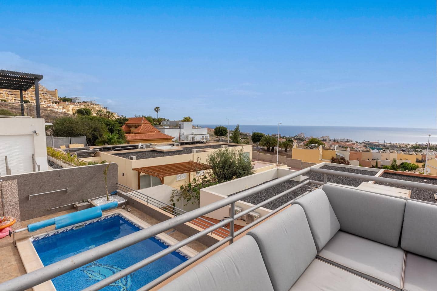 3 soveværelse Villa til salg i Costa Adeje med swimmingpool garage - € 1.100.000 (Ref: 8669082)