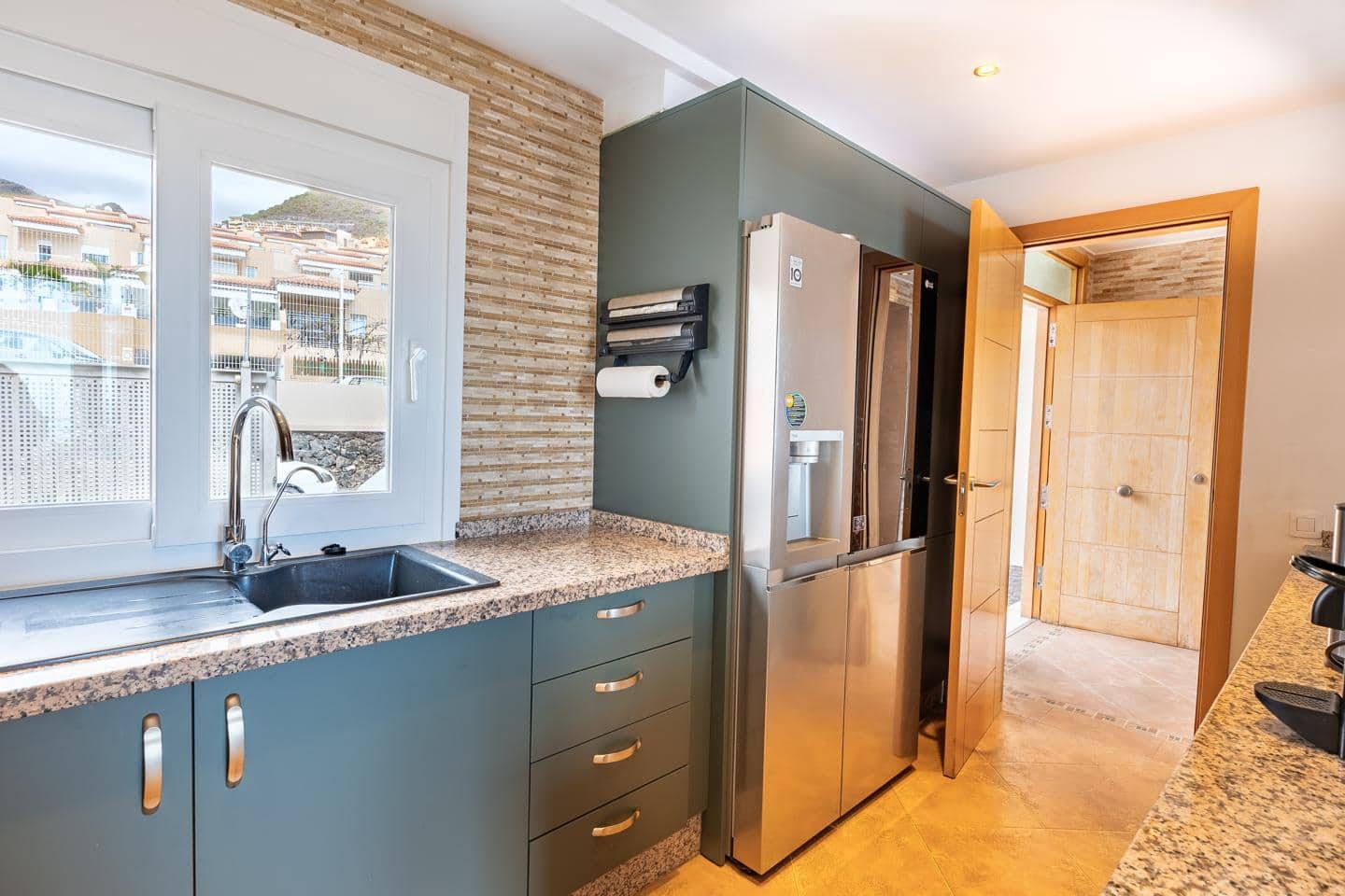 3 soveværelse Villa til salg i Costa Adeje med swimmingpool garage - € 1.100.000 (Ref: 8669082)