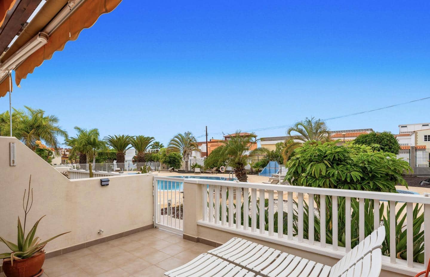 3 sovrum Villa till salu i Palm-Mar med pool garage - 470 000 € (Ref: 8690071)