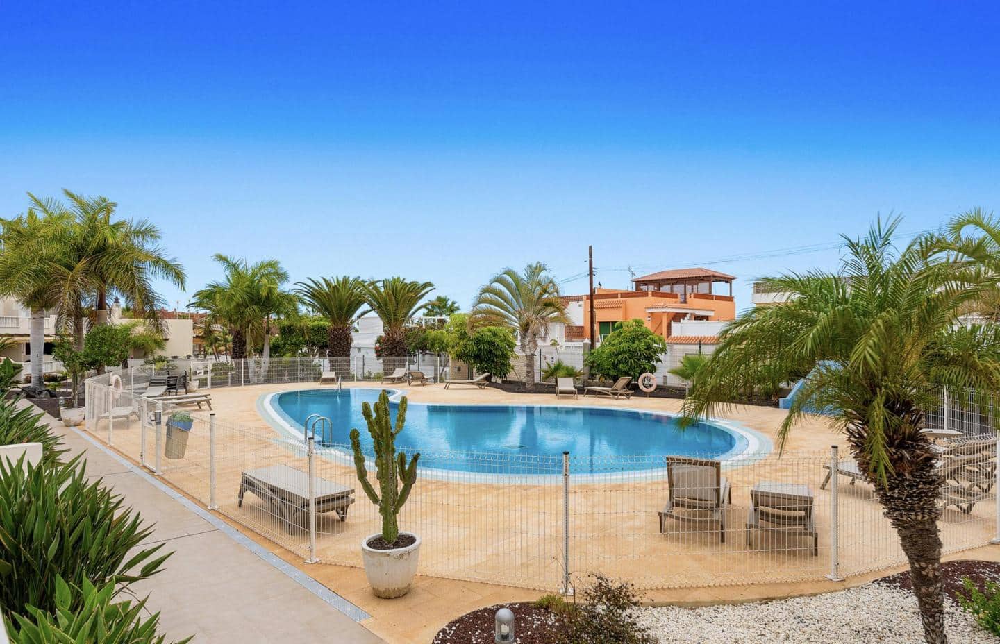 3 sovrum Villa till salu i Palm-Mar med pool garage - 470 000 € (Ref: 8690071)