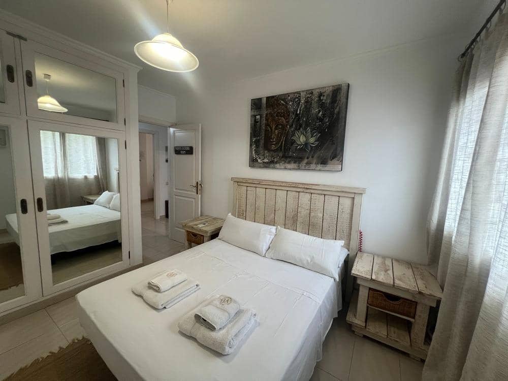 5 sovrum Villa till salu i Costa Adeje med pool garage - 1 600 000 € (Ref: 8785585)