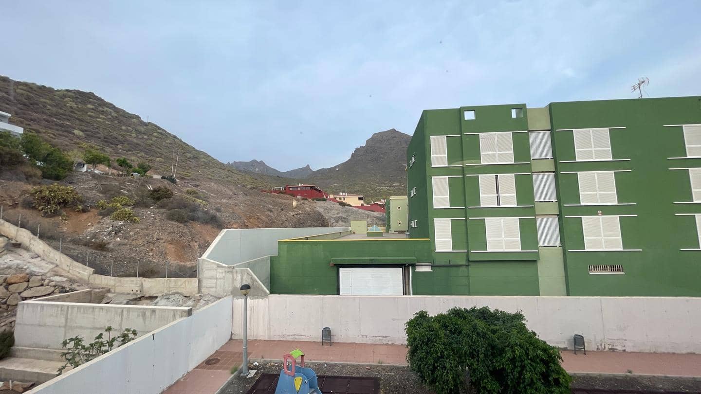 Piso de 2 habitaciones en Costa Adeje en venta con garaje - 280.000 € (Ref: 8785587)