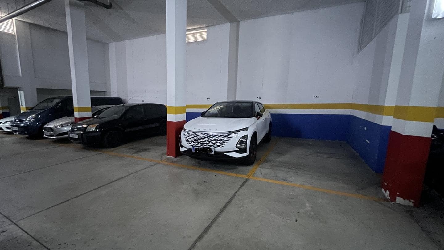 Piso de 2 habitaciones en Costa Adeje en venta con garaje - 280.000 € (Ref: 8785587)