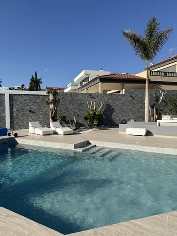 5 soverom Villa til salgs i Playa de Fañabé Alto, Adeje med svømmebasseng garasje - € 2 520 000 (Ref: 8790877)