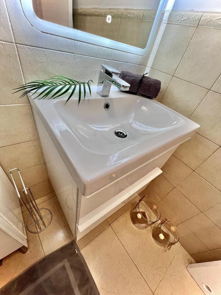 2 soverom Leilighet til salgs i Costa Adeje med svømmebasseng - € 350 000 (Ref: 8913666)