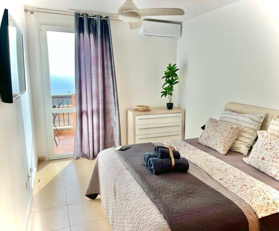 2 soverom Leilighet til salgs i Costa Adeje med svømmebasseng - € 350 000 (Ref: 8913666)