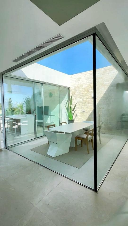 3 soveværelse Villa til salg i Costa Adeje med swimmingpool garage - € 2.700.000 (Ref: 8931401)